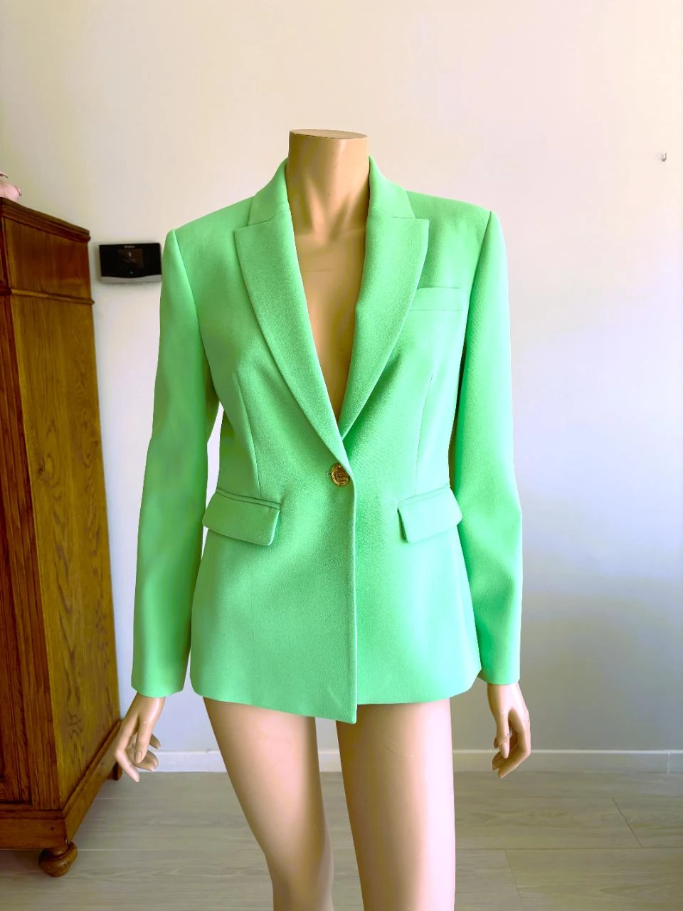 Blazer verde-escuro da Pinko – Feito na Itália – detalhe de botão dourado – tamanho IT40 – photo 2